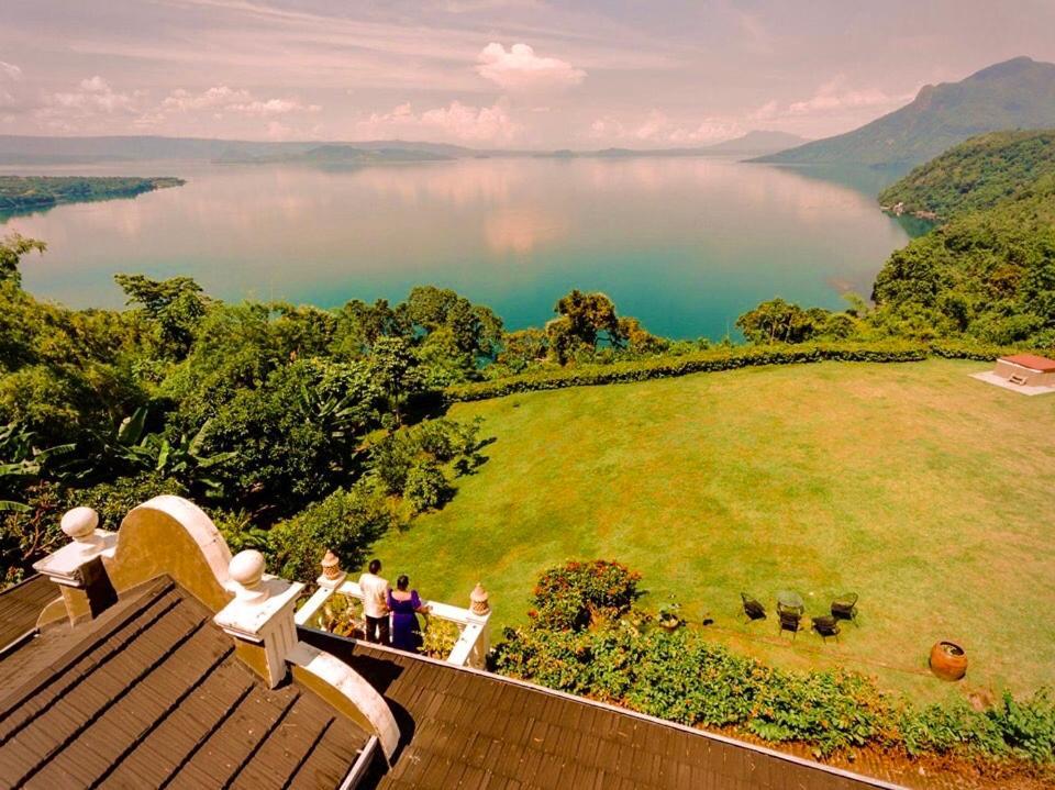 Ataalaya Farmhouse Batangas Eksteriør billede