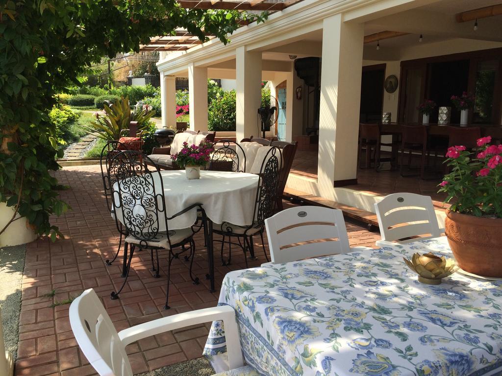 Ataalaya Farmhouse Batangas Eksteriør billede